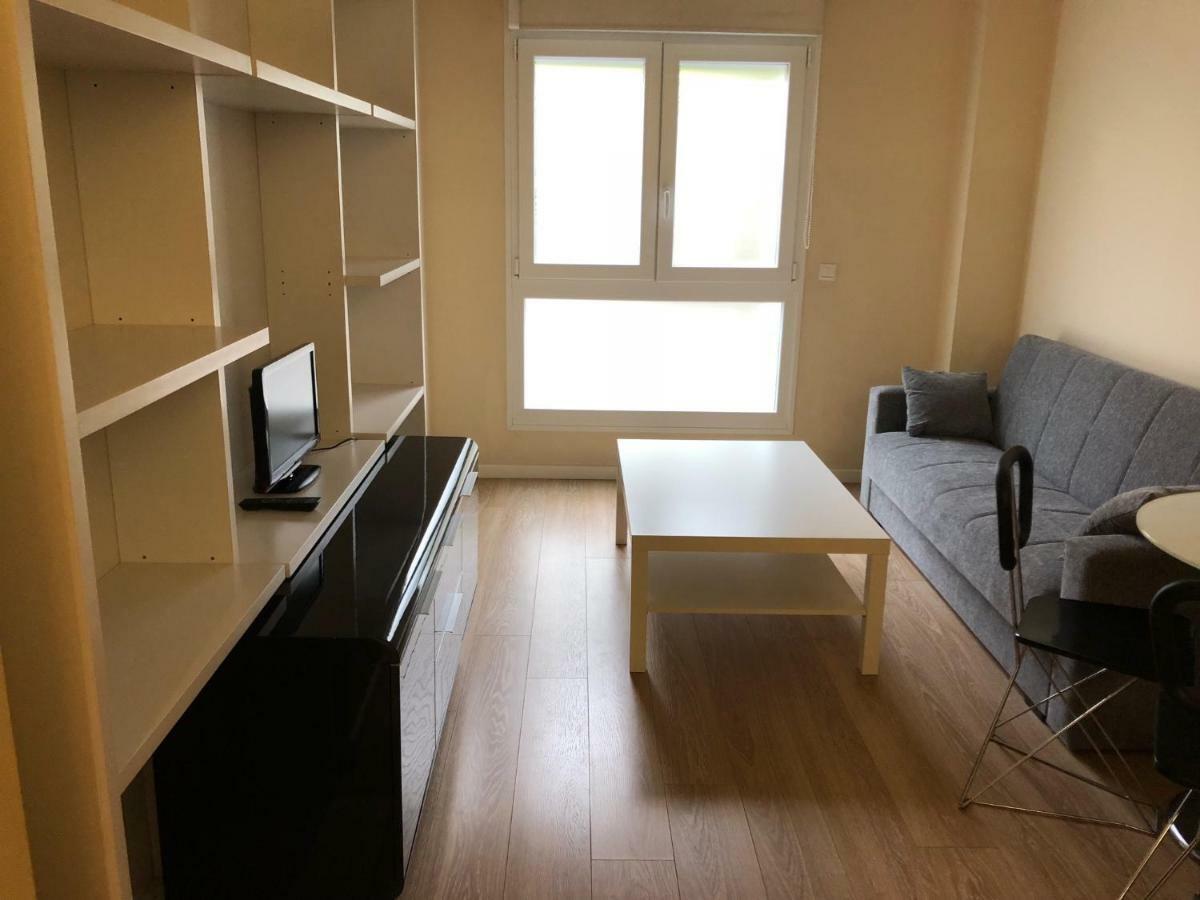 Apartamentos Villava Pamplona Eksteriør bilde