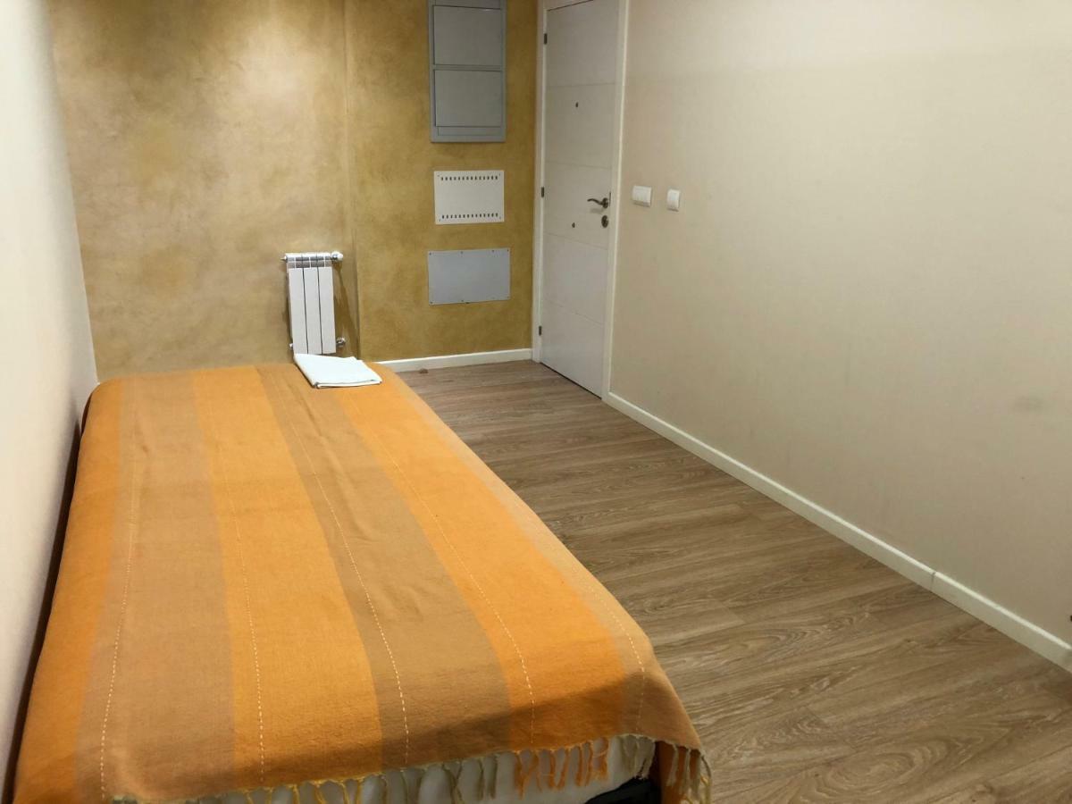 Apartamentos Villava Pamplona Eksteriør bilde